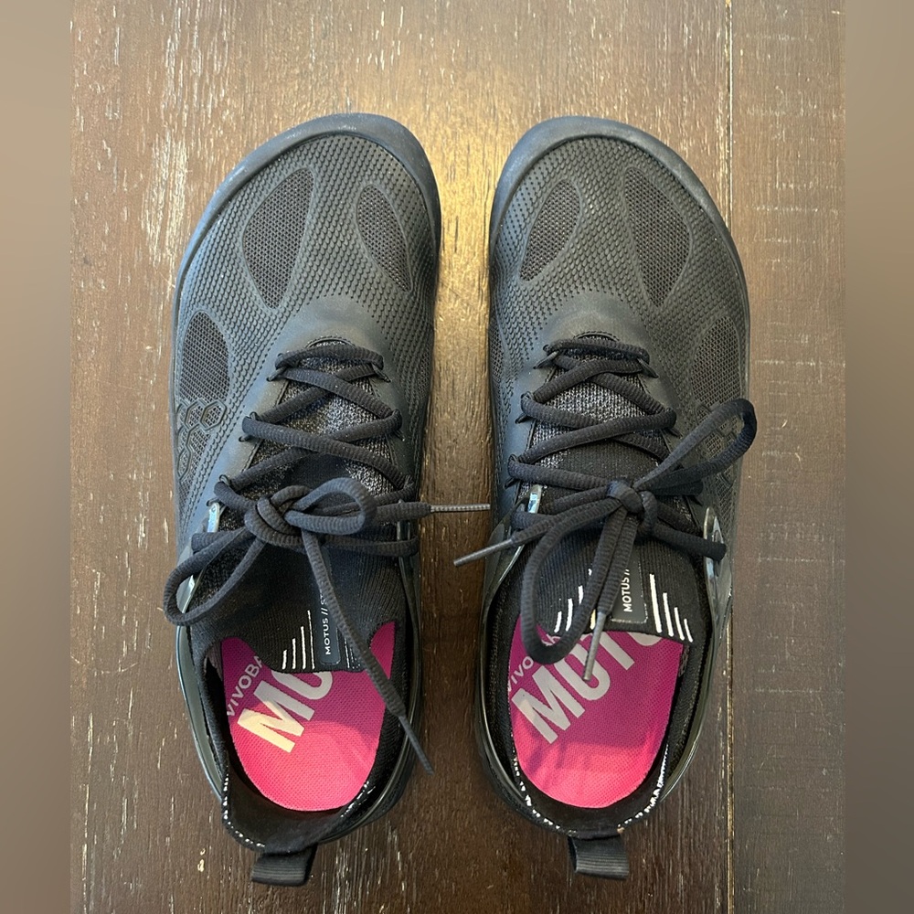 Vivo Barefoot Motus shoes